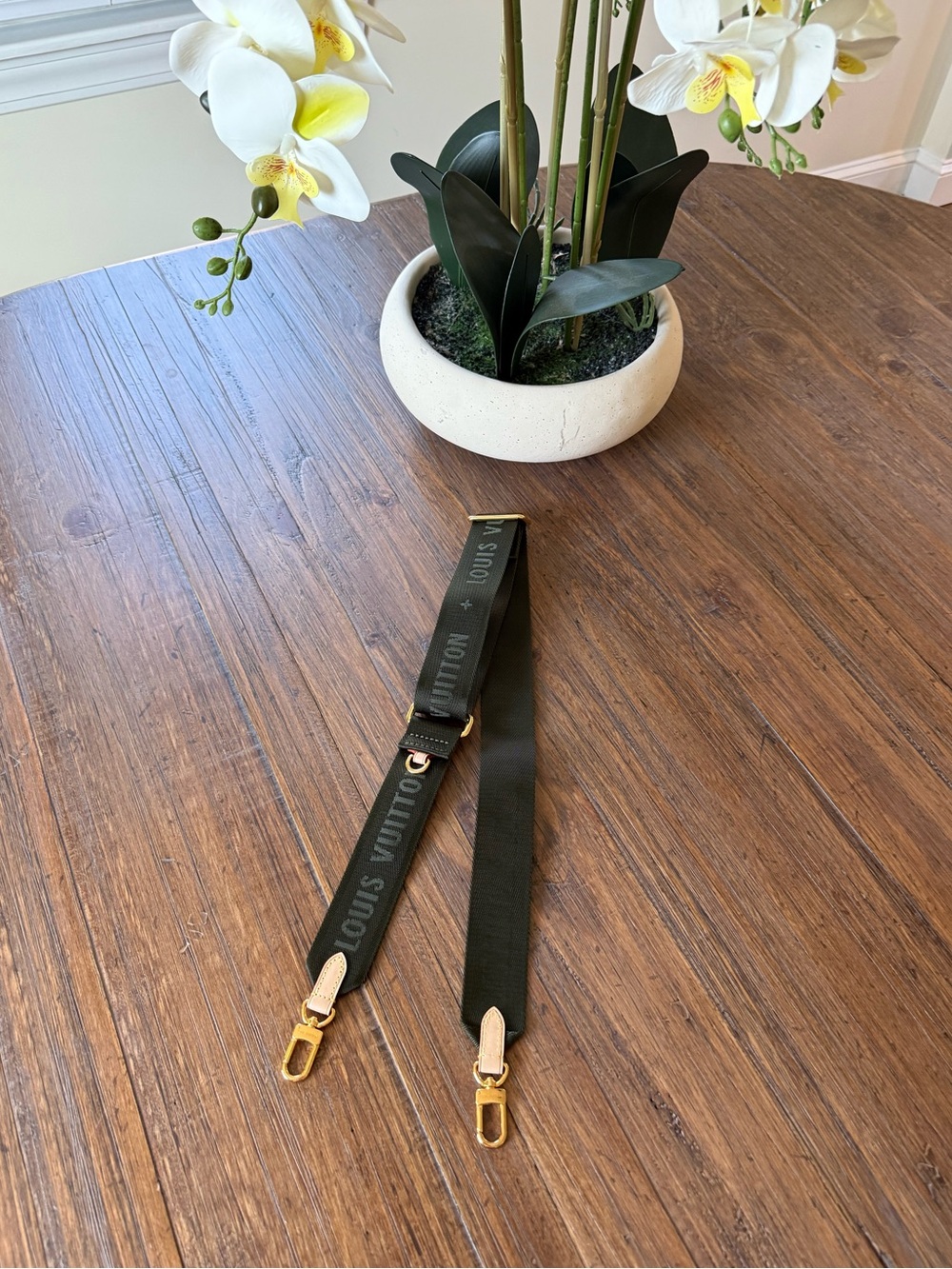 Louis Vuitton LV Wide Bandoulière Guitar Strap Khaki Green Adjustable